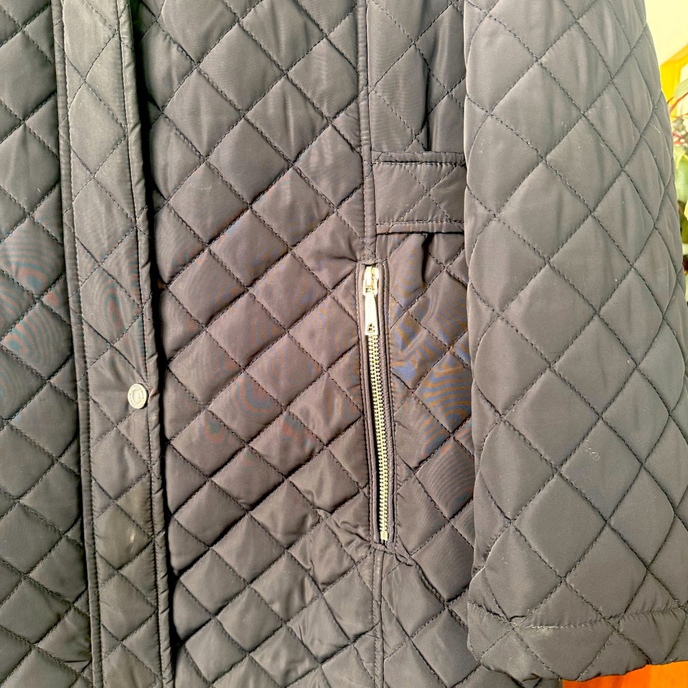 Calvin Klein Puffer Jacket XL Navy blue with soft lining,Hood.slim waist detail - Picture 7 of 7